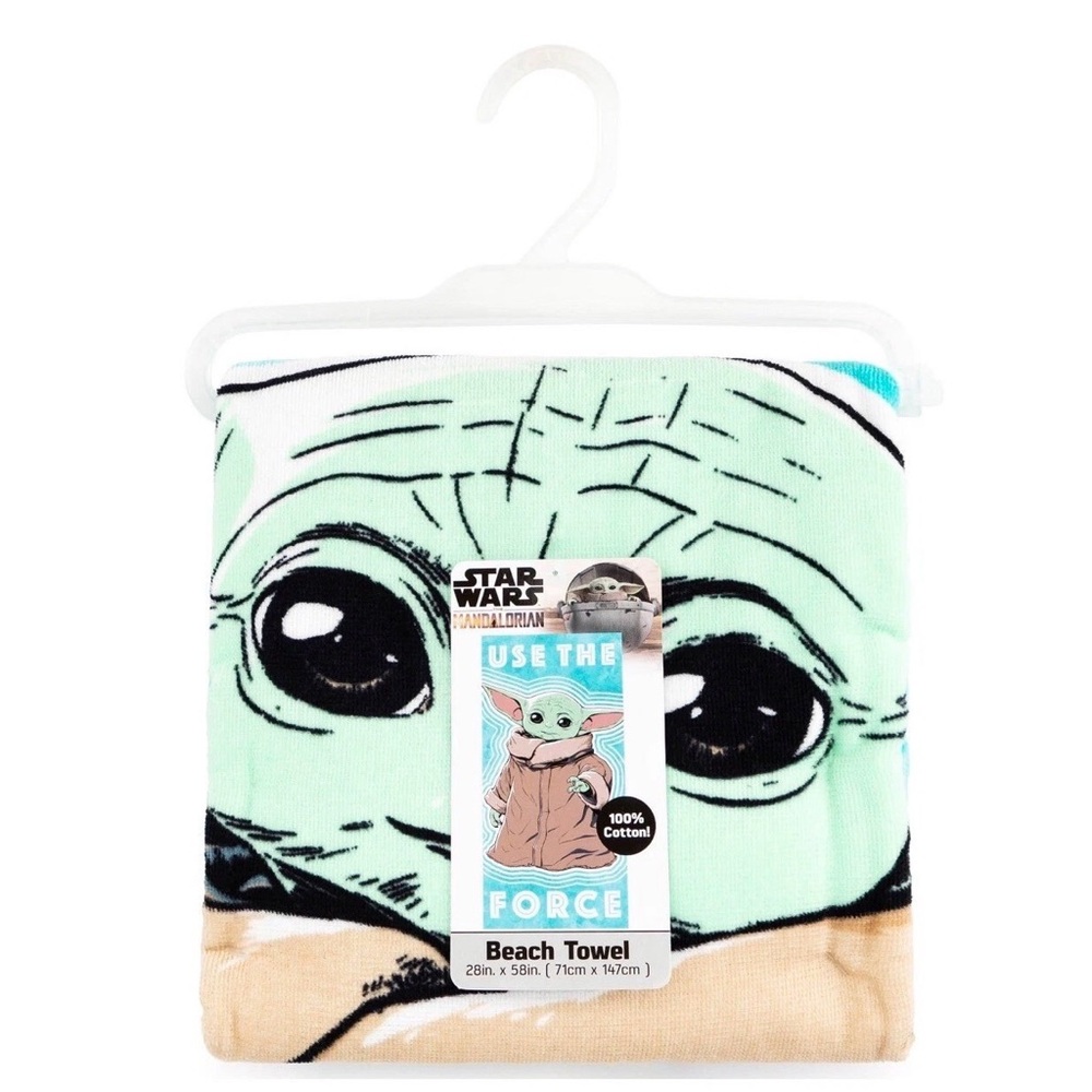 Star Wars Baby Yoda Beach Towel - Green and Tan